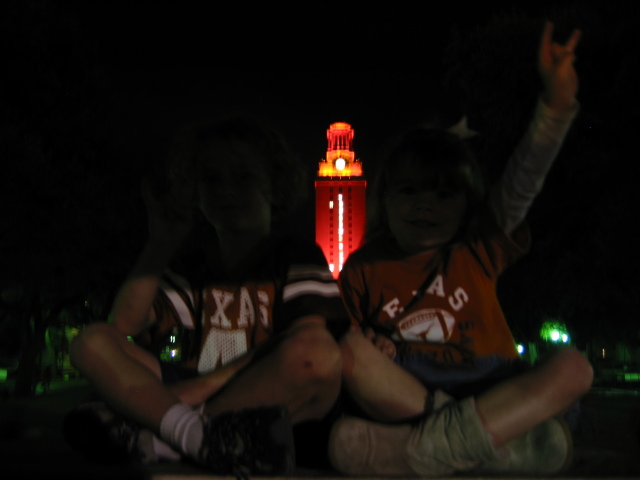 2005/12 December/UT Tower/640x480_IMG_2547.JPG